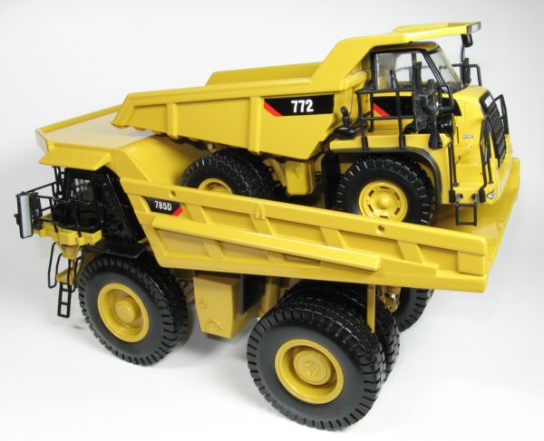Caterpillar 785D Mining Truck with Cat 772