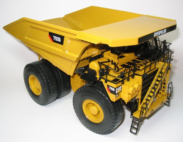 Caterpillar 793D Mining Truck