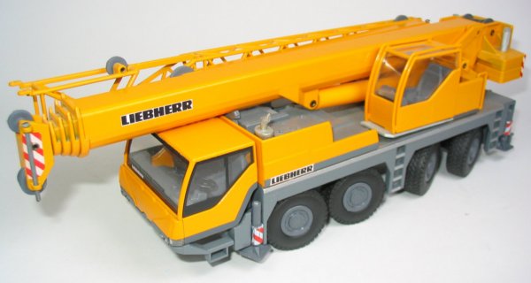 Liebherr LTM1060-2