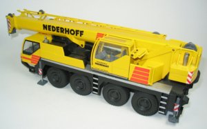 Liebherr LTM1060-2 - Nederhoff