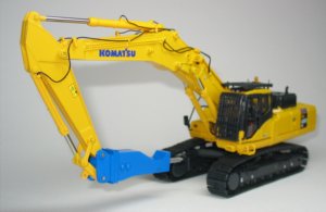 Komatsu PC450 with Hammer
