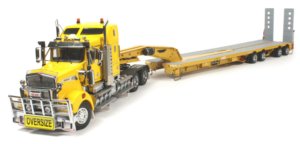 Drake 8x4 Swing wing with Kenworth T908