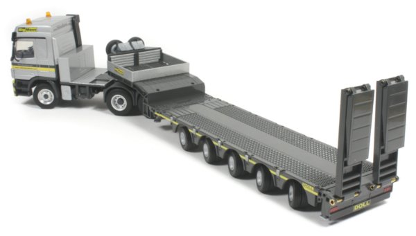 Doll 5-axle trailer with Actros