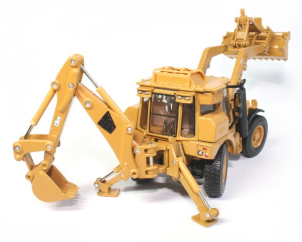 JCB HMEE (High Mobility Engineer Excavator)