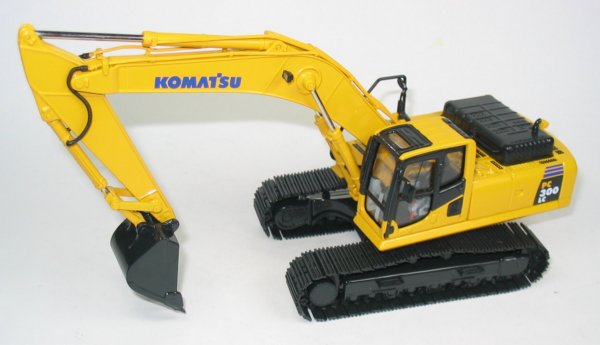 Komatsu PC300 Tracked Excavator