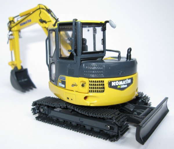 Miniature Construction World Komatsu PC88 Tracked Excavator