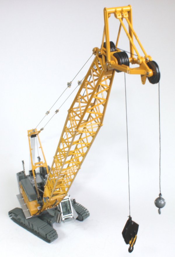 Liebherr HS855HD Crawler Crane