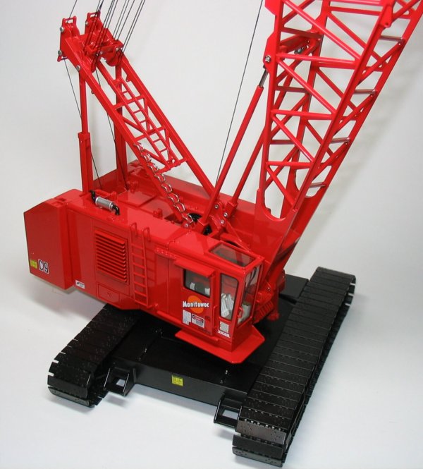 Manitowoc 4100 lift crane