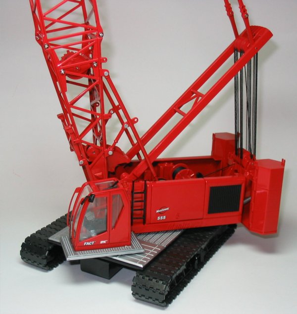 Manitowoc 555 Crawler Crane
