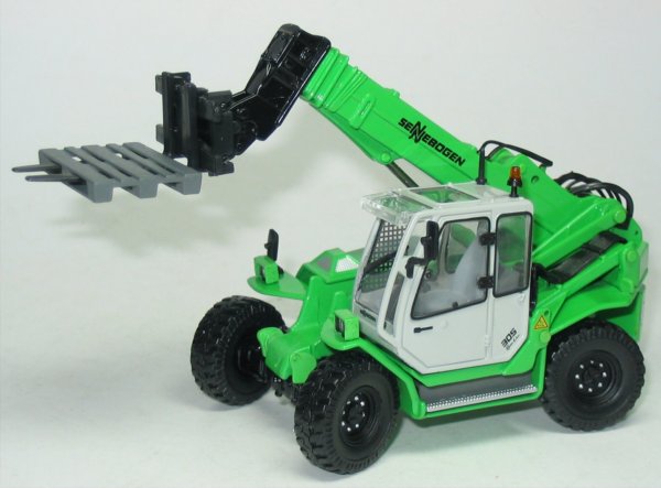 Sennebogen 305 Telescopic Handler