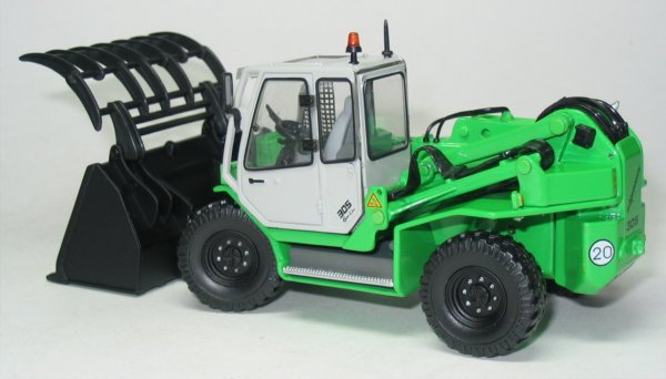Sennebogen 305 Telescopic Handler