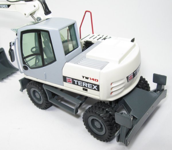 Terex TW140 Wheeled Excavator