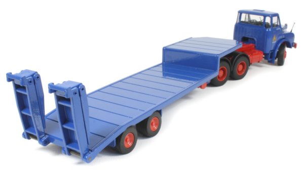 MAN DHAS 24.240 3-axle Truck with 2-axle Low Loader
