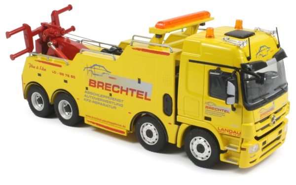 Actros MP3 with Brechtel recovery body