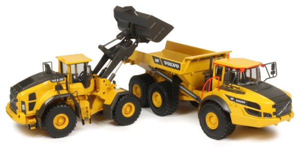 Volvo A40F Articulated Hauler with Volvo wheel loader
