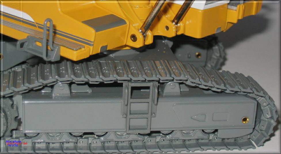 Liebherr R984C Backhoe Excavator