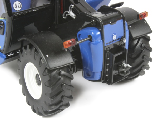 New Holland LM5060 telehandler