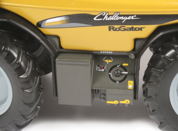 Challenger RoGator 655