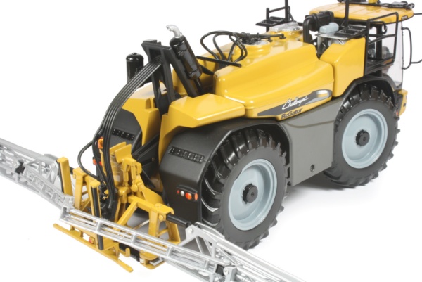 Challenger RoGator 655