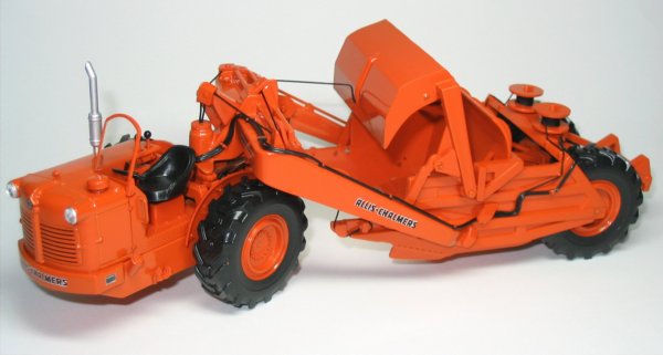 Allis Chalmers TS300 motor scraper