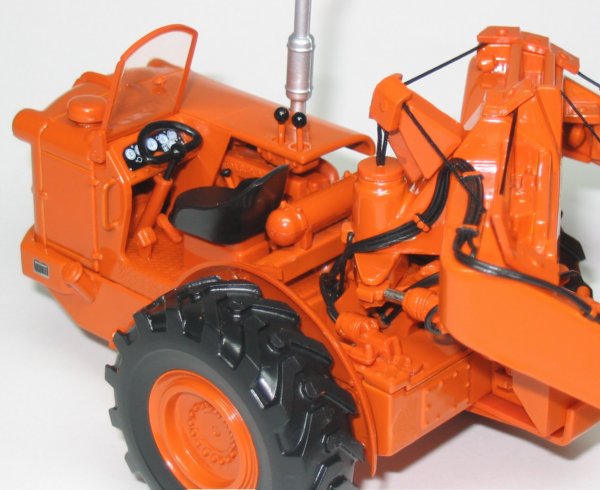 Allis Chalmers TS300 motor scraper