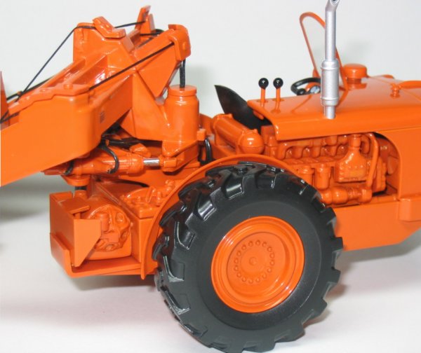 Allis Chalmers TS300 motor scraper