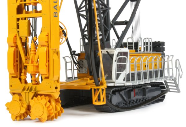 Bauer MC96 Crawler Crane with HTS60 & BC35 Trench Cutter