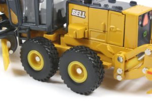 Bell 872D motor grader