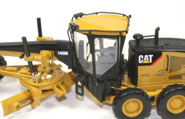 Caterpillar 140M
