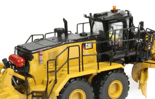 Caterpillar 18M3 Motor Grader
