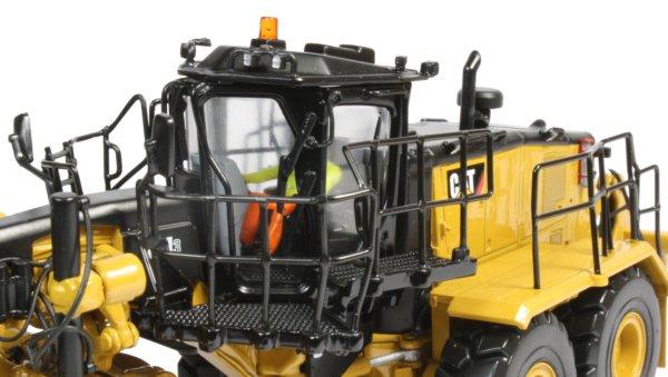 Caterpillar 18M3 Motor Grader