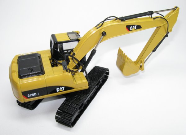 Caterpillar 320DL Tracked Excavator