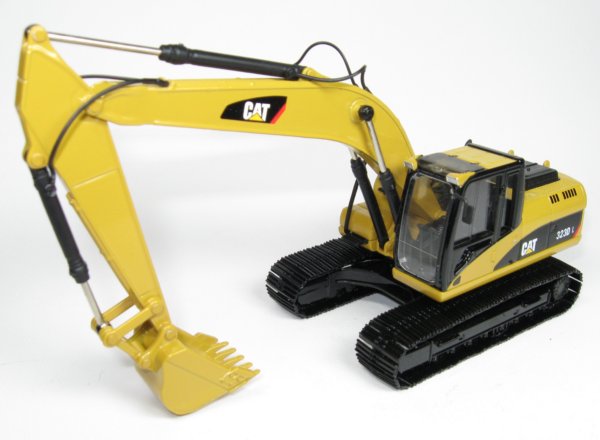 Caterpillar 323D Tracked Excavator