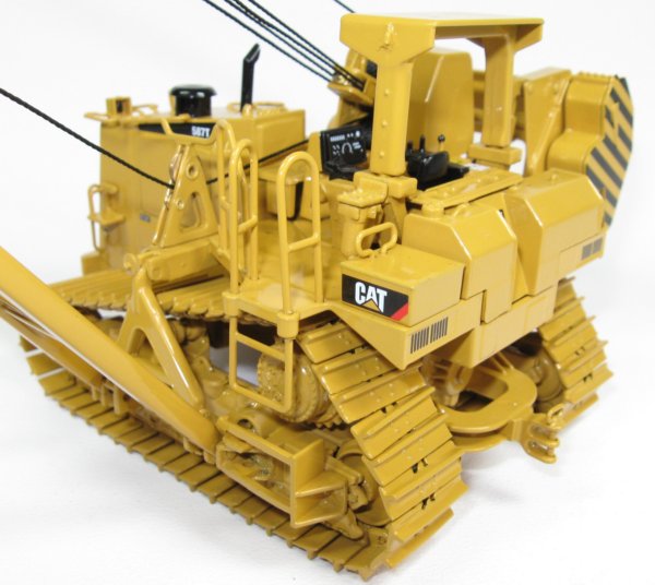 Caterpillar 587T Pipe Layer