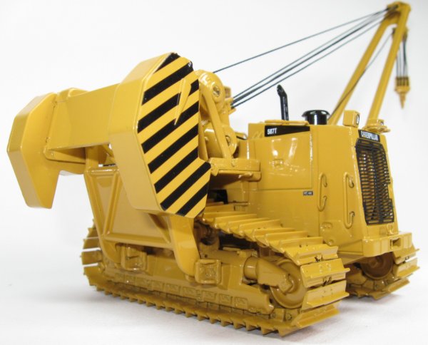 Caterpillar 587T Pipe Layer