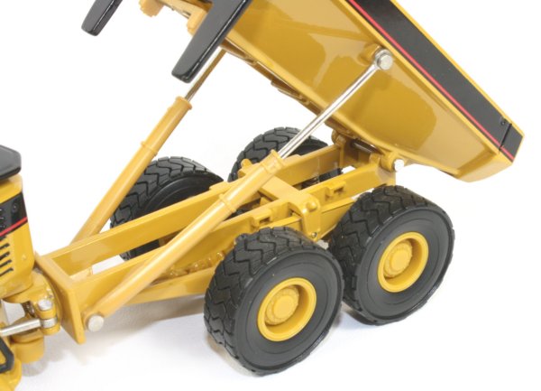 Caterpillar 725