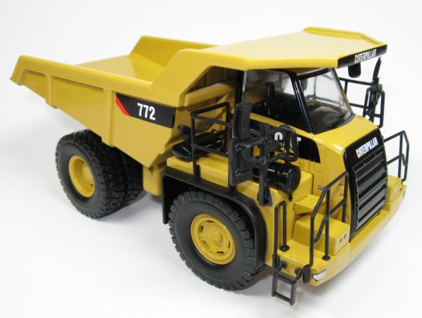 Caterpillar 772 Quarry Truck