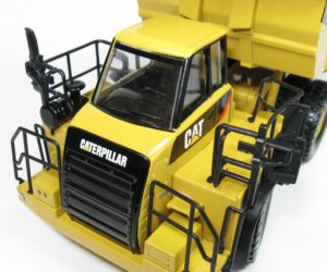 Caterpillar 772 Quarry Truck