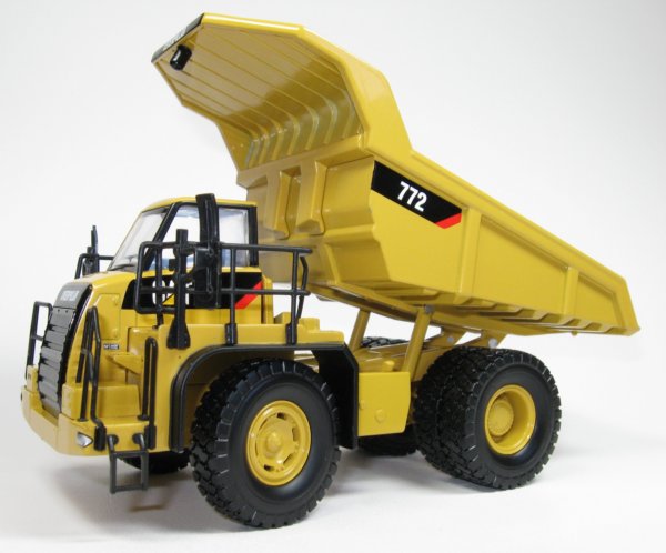 Caterpillar 772 Quarry Truck