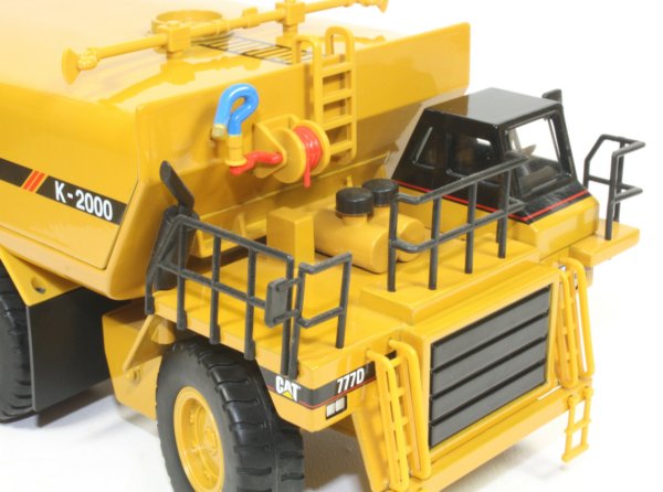 Caterpillar 777D with Klein Tank
