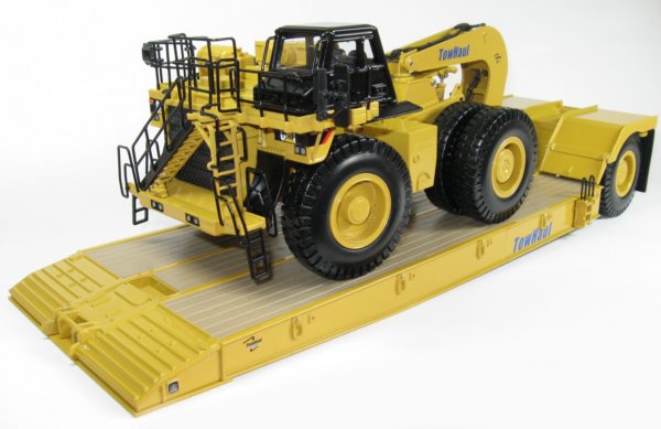 Caterpillar 784C with Towhaul trailer