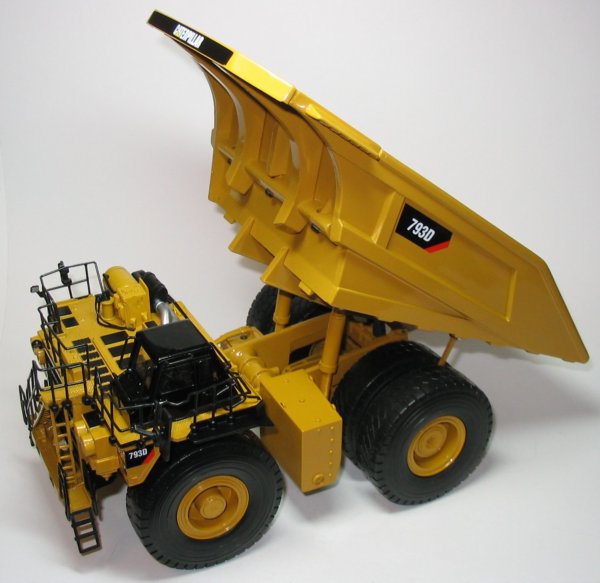 Caterpillar 793D Mining Truck