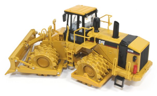 Caterpillar 825H