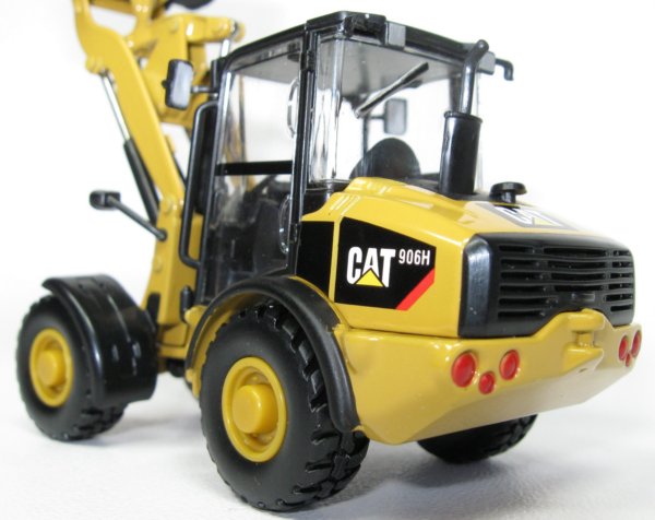 Caterpillar 906H Wheel Loader
