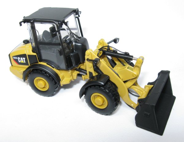 Caterpillar 906H Wheel Loader