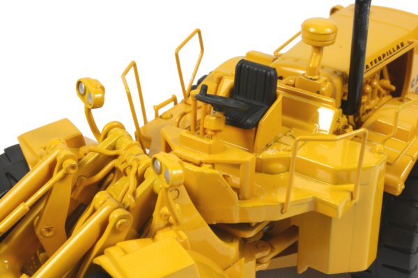 Caterpillar 988 Wheel Loader