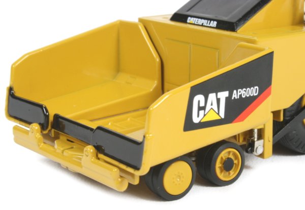 Caterpillar AP600D Wheeled Paver