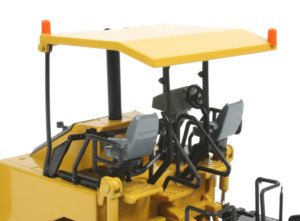 Caterpillar AP655D Tracked Paver