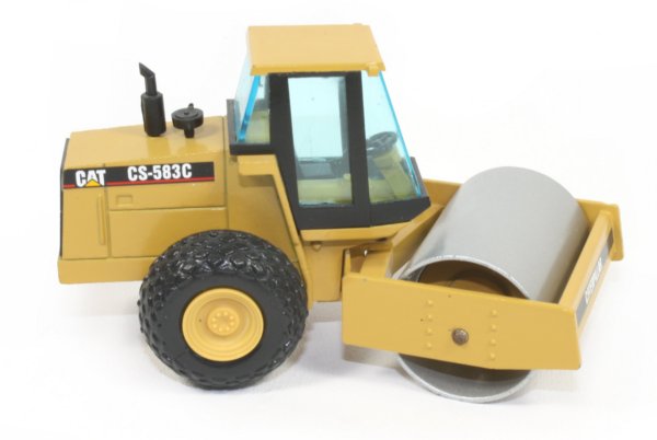 Caterpillar CS-583C