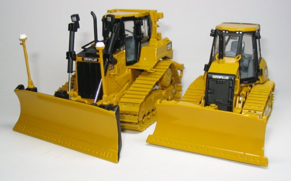 Caterpillar D6T and D6K Dozers